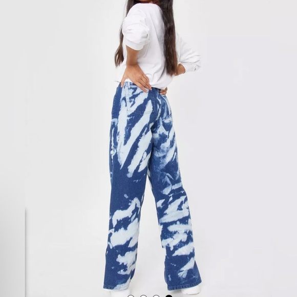 NastyGal Bleached High Waisted Straight Leg Jeans size 4 new with tag - Picture 4 of 13